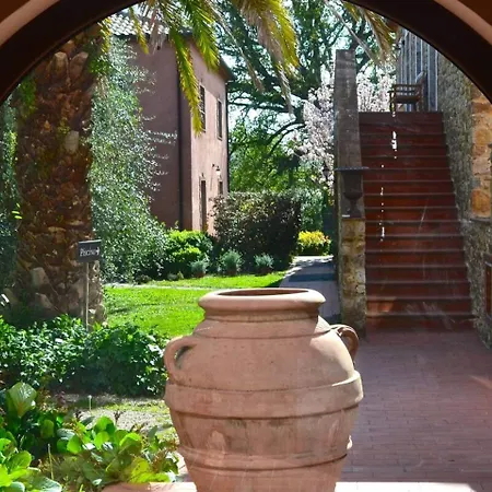 Relais Ciavatta Country Hotel 3*